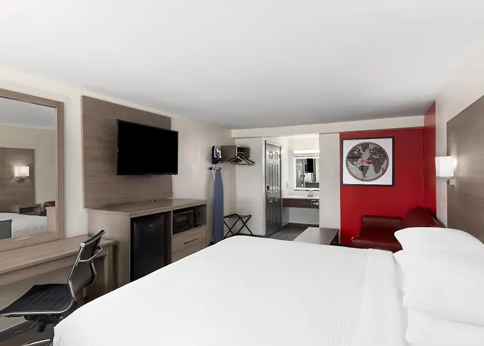 Ramada By Wyndham Airport North